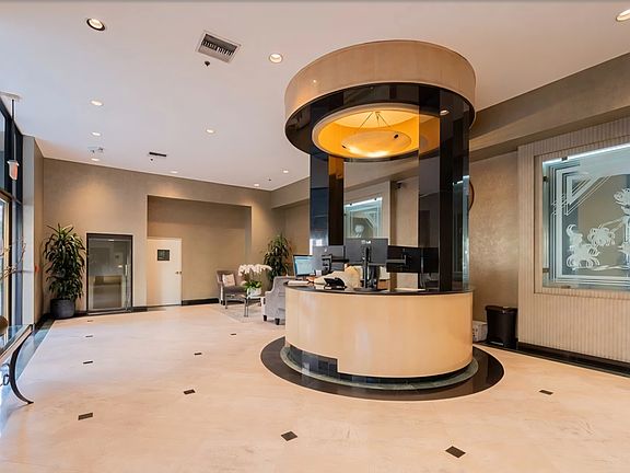 3rd image of 10535 Wilshire Blvd APT 1514