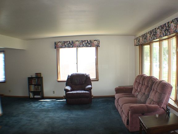 2nd image of 3266 N 105th St