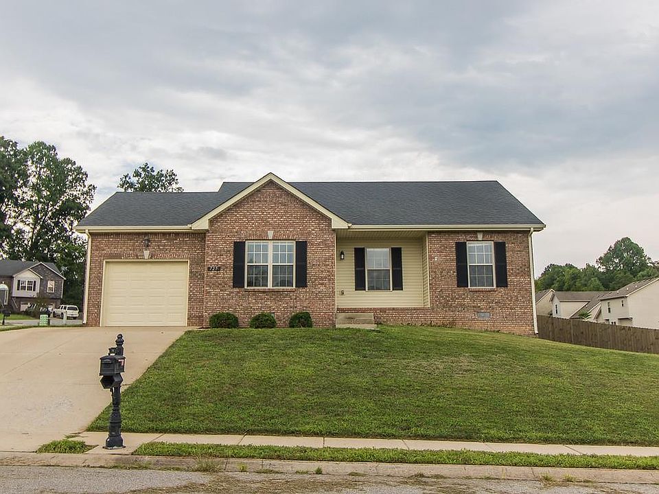 1st image of 725 Arrowfield Dr