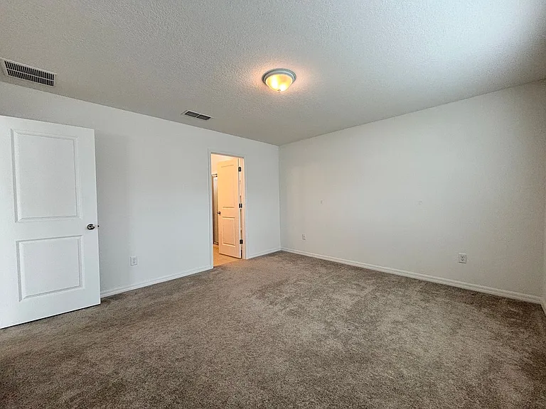 5597 Bullseye Cir — Photo 27