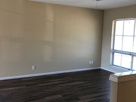 4th image of 5607 WALES ST