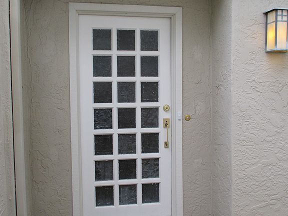 5th image of 6205 Caminito Araya