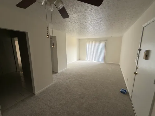 7010 Wildwood Cir APT 70, Louisville, KY 40291
