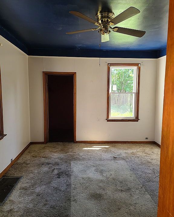 1st image of 6906 Krakow Ave