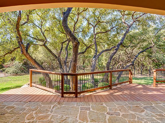 5th image of 222 ARBOR CIR