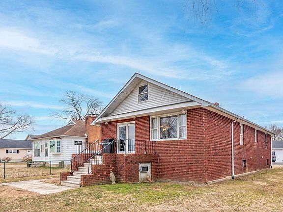 5th image of 7316 Greenbank Rd