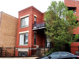 1739 W Beach Ave, Chicago, IL 60622