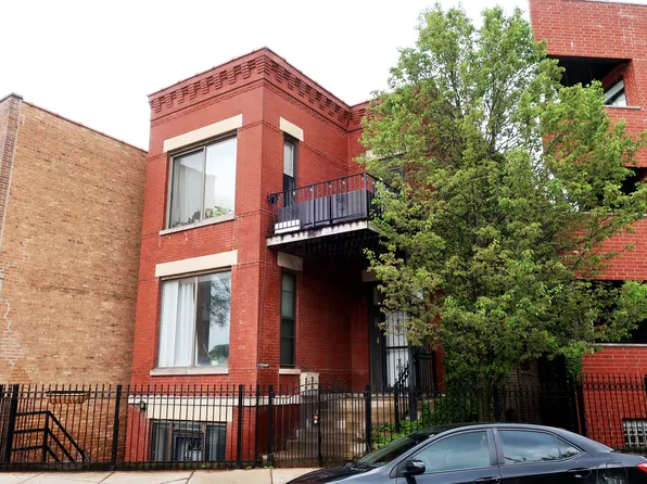 1739 W Beach Ave, Chicago, IL 60622