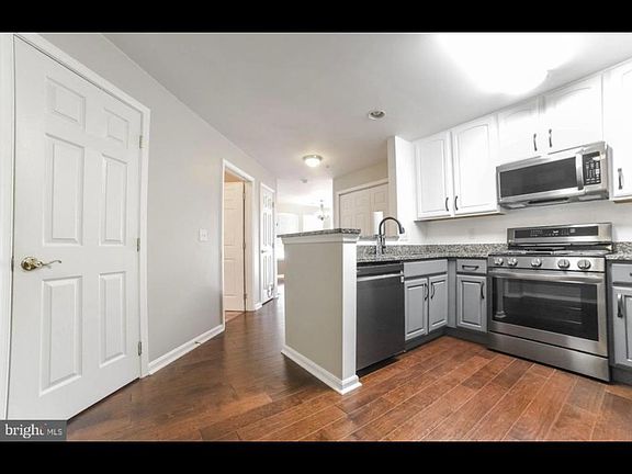 5th image of 45485 Westmeath Way Unit G23