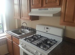 1746 W 9th St, Brooklyn, NY 11223