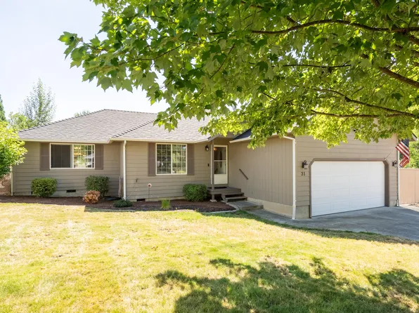 31 SW Leonard St, Grants Pass, OR 97526