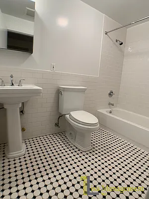 Rented by Lisa Management Inc | media 19