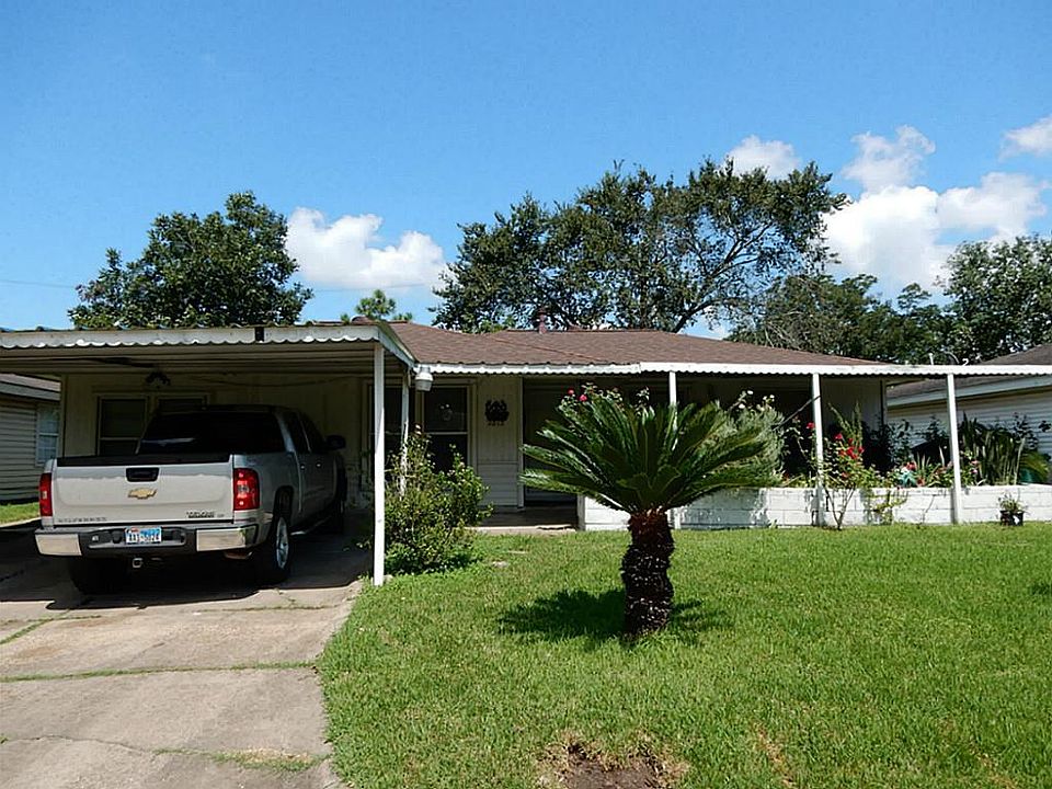 1st image of 2813 Camille St