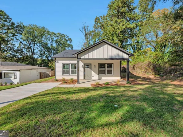 2698 Mango Cir NW, Atlanta, GA 30318