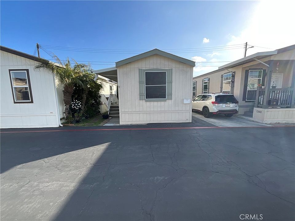 1st image of 2060 Newport Blvd