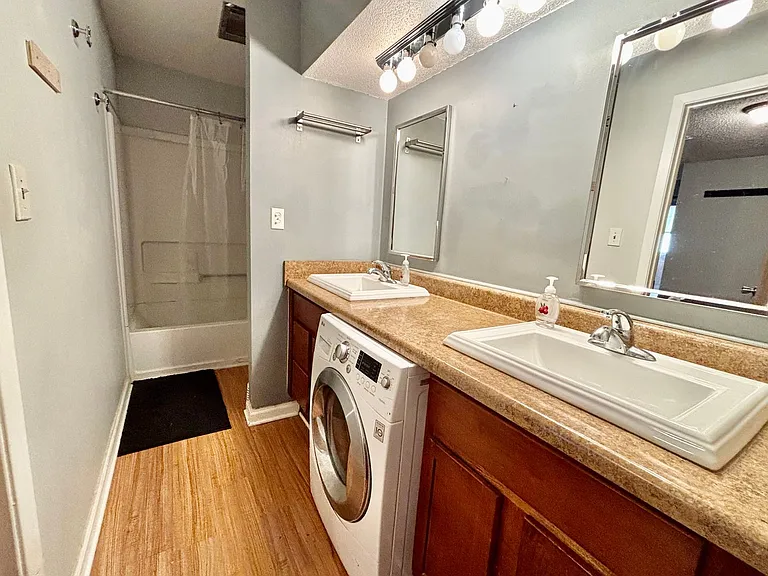 4524 Holly St #24 — Photo 8