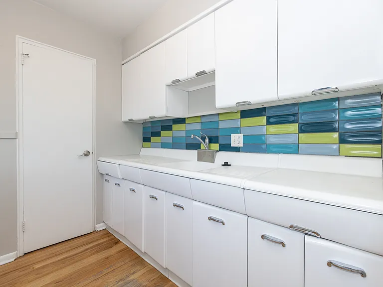 The Patrician — Photo 34