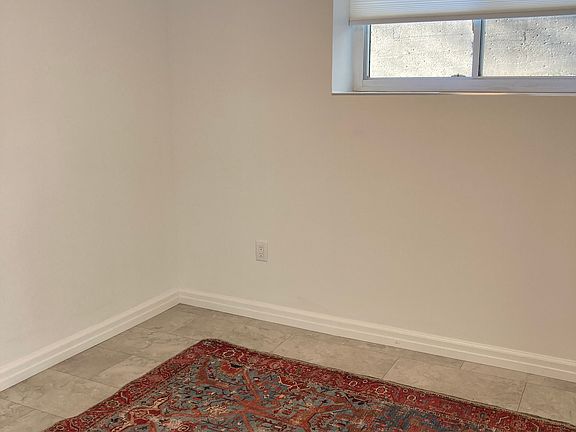 5th image of 539 S 5th Ave #G