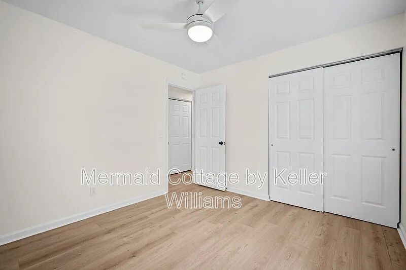 3 bed, 2.0 bath, 1235 sqft, $2,300 — Photo 4