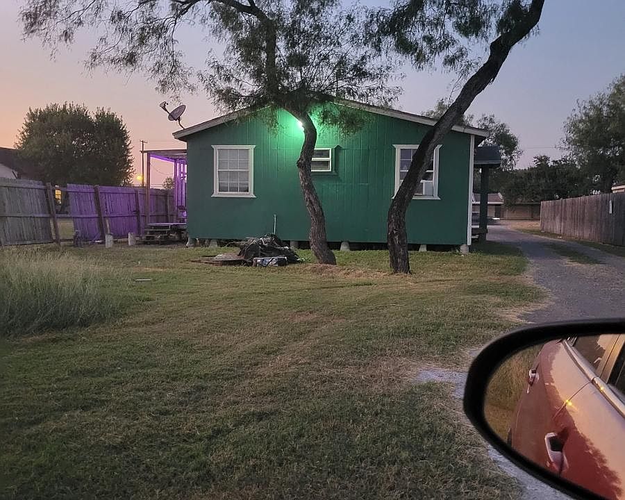 1st image of 325 W Corral Ave