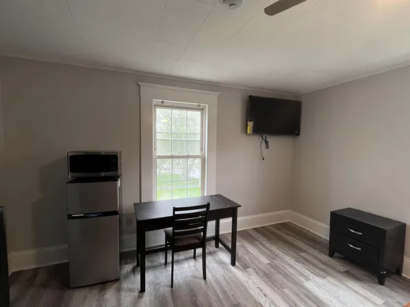 423 King St, Littleton, MA 01460