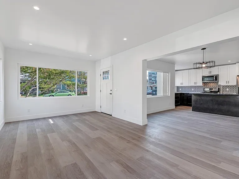 426 Arbor Dr — Photo 6