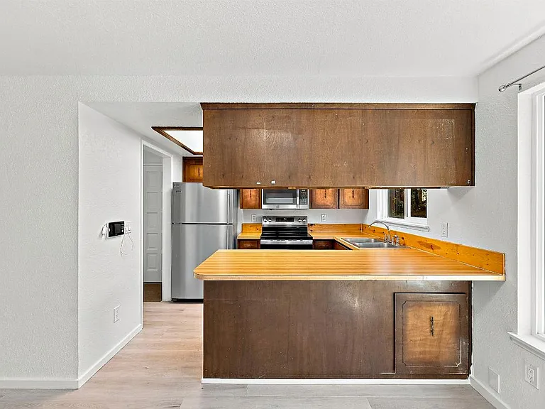 7100 Hawks Prairie Rd NE #A — Photo 4