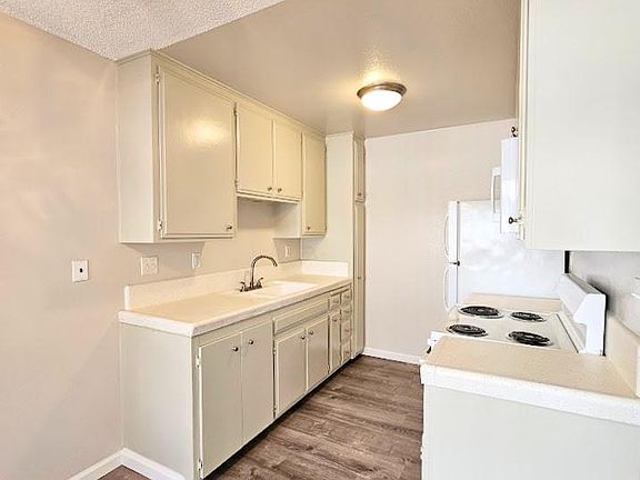5th image of 4525 Hamilton St APT 3