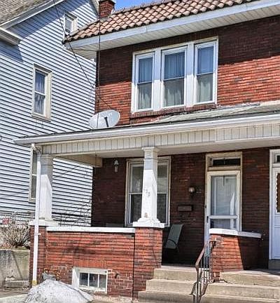 4th image of 423 S 2nd St