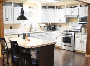 1609 Mountain Oak Dr, Anniston, AL 36206