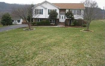 1st image of 149 Wentworth Ln