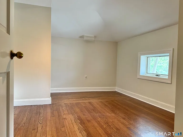 251 Edwards St #2 — Photo 11