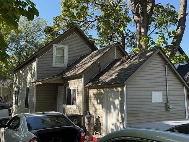 2nd image of 1251 10th St