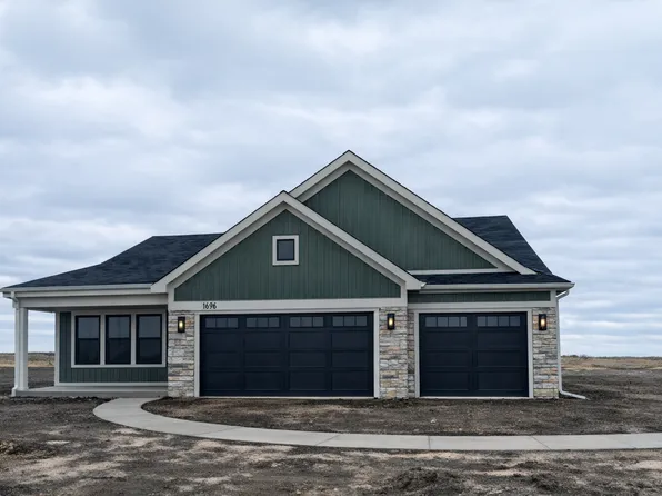 8828 63rd St S, Cottage Grove, MN 55016