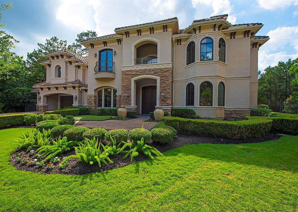 Welcome to 34 N Palmiera