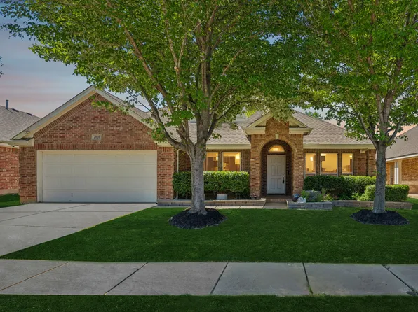 2020 El Camino Dr, Fort Worth, TX 76177