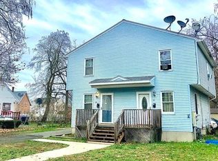 50-52 James St, Springfield, MA 01105