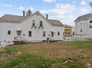 17 Cross St, Manville, RI 02838