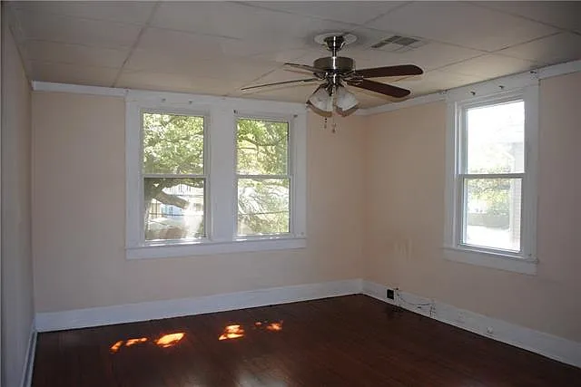 2328 Nashville Ave — Photo 16