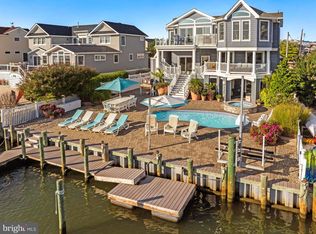 359 W 12th St, Ship Bottom, NJ