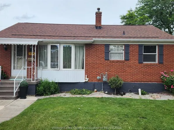 858 Laporte Ave, Windsor, ON N8S 3R4