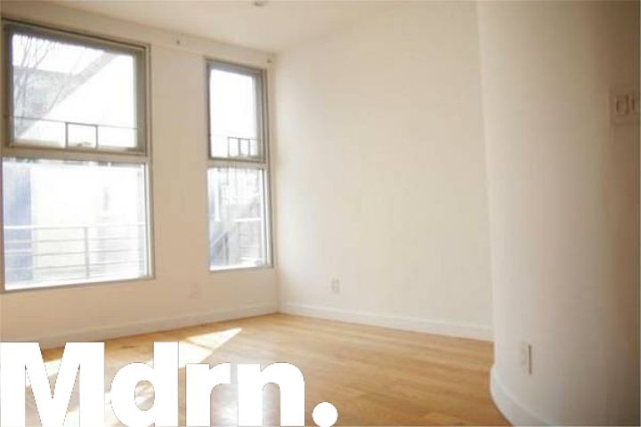 1st image of 62 S Oxford St APT 3