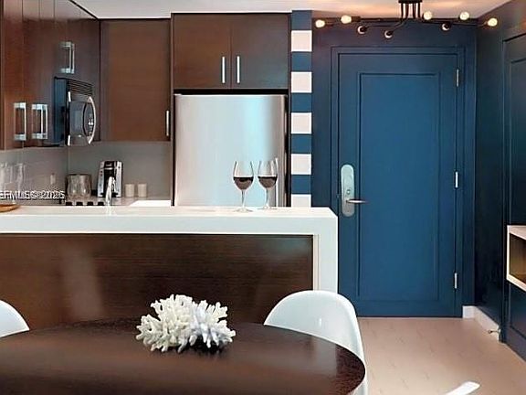 5th image of 17315 Collins Ave #1206
