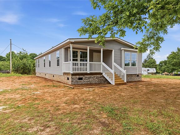 5th image of 37 Golden Acres Dr