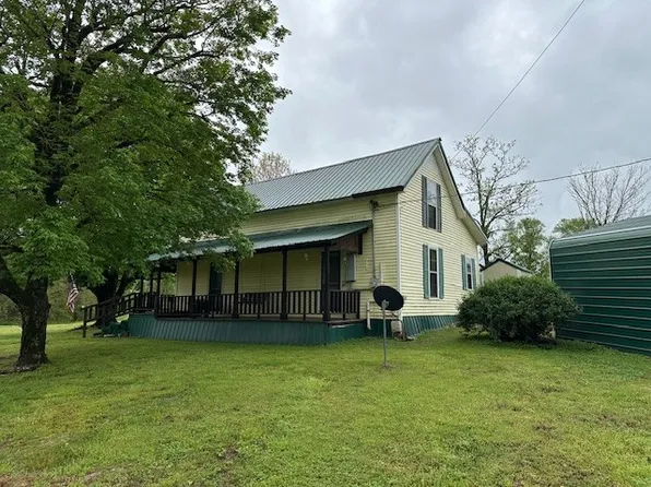 6 Booneville Church Rd, Fayetteville, TN 37334