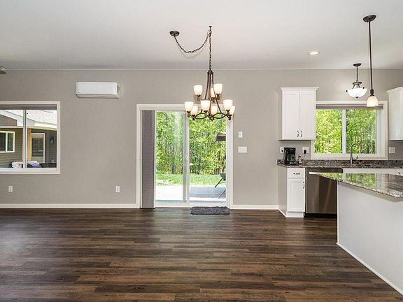 3rd image of 4290 Heartwood Ln