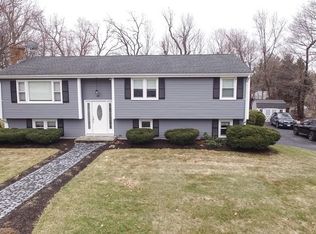 49 Woodhaven Rd, Holden, MA 01520