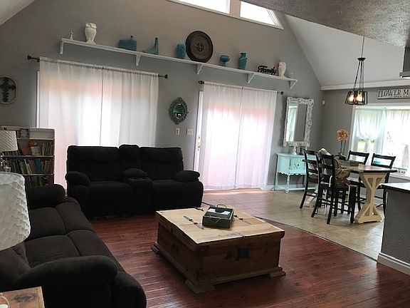 5th image of 51207 Shady Ln