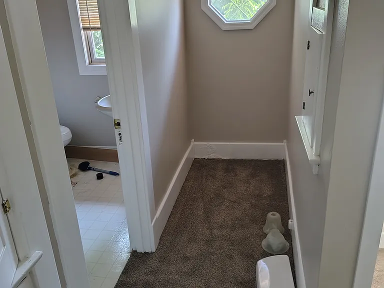 4342 Willys Pkwy — Photo 37
