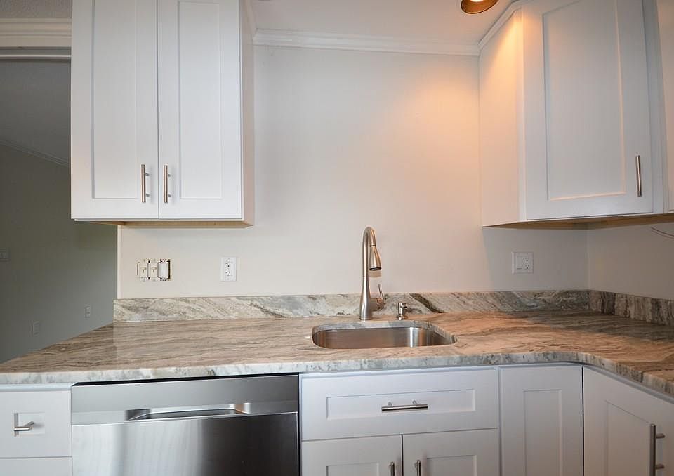 1st image of 80A Washington Park Dr APT 3